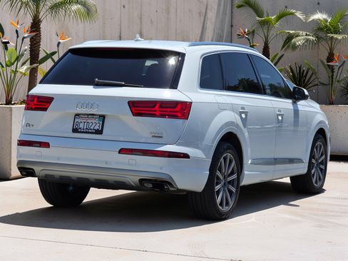 Used 2018 Audi Q7 3.0T Premium Plus w/ Premium Plus Package AWD/4WD image 6