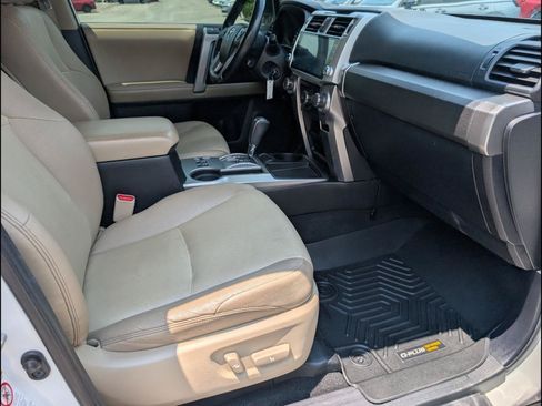 Used 2014 Toyota 4Runner SR5 Premium RWD image 19
