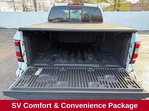 Used 2022 Nissan Frontier SV image 10