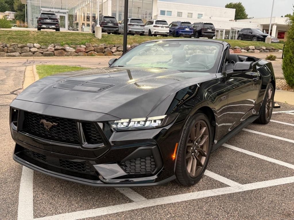 Used 2025 Ford Mustang GT Premium RWD image 7