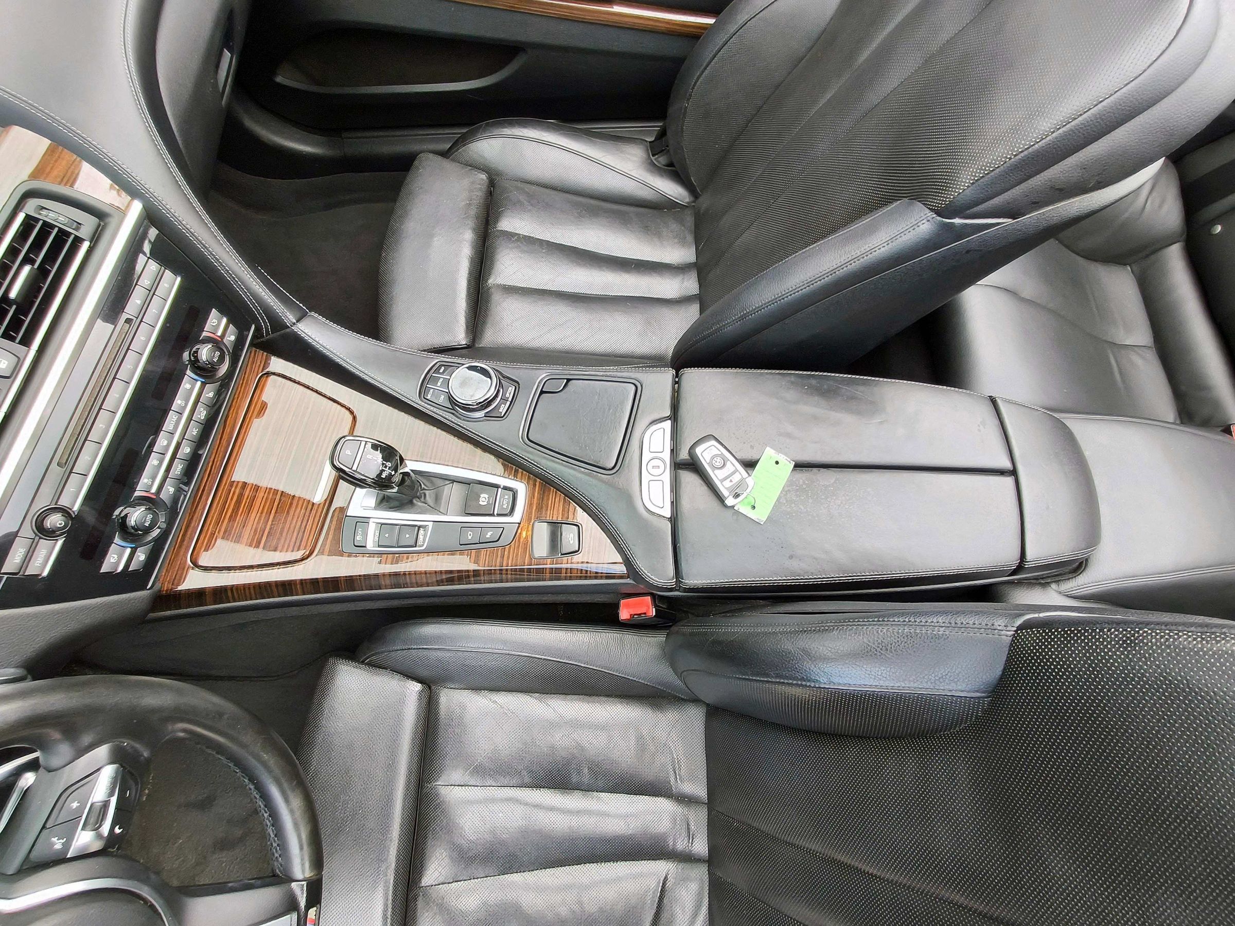 Used 2018 BMW 640i Convertible RWD image 11