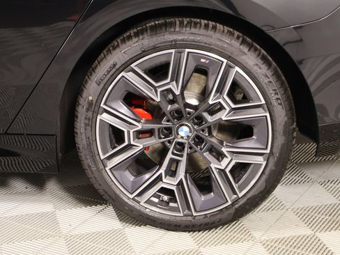 New 2026 BMW 530i xDrive w/ M Sport Package AWD/4WD image 19