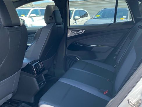 Certified 2024 Volkswagen ID.4 S RWD image 20