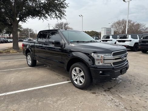 Used 2018 Ford F150 Platinum w/ Equipment Group 701A Luxury image 3