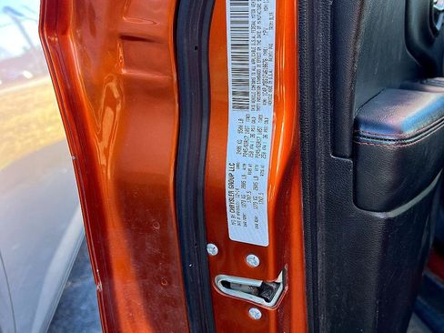 Used 2015 Jeep Cherokee Trailhawk w/ Comfort/Convenience Group image 40