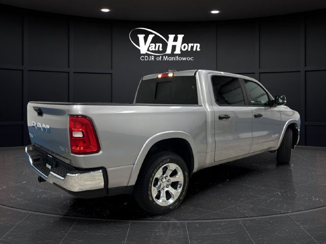 Used 2025 RAM 1500 Big Horn AWD/4WD image 9