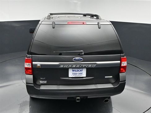 Used 2016 Ford Expedition XLT w/ Equipment Group 202A RWD image 25