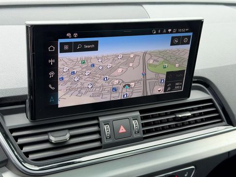 Certified 2024 Audi Q5 e Prestige w/ Prestige Package image 26