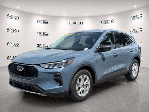Used 2024 Ford Escape Active FWD image 3