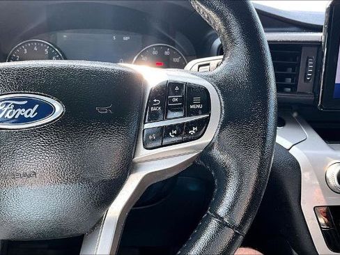 Certified 2023 Ford Explorer XLT AWD/4WD image 18