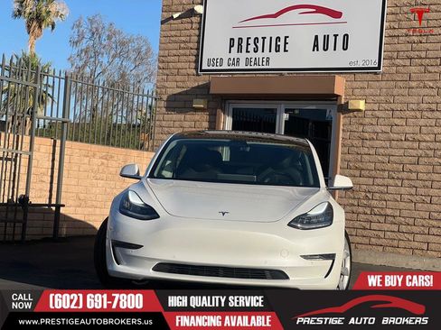 Used 2020 Tesla Model 3 Standard Range Plus RWD image 3
