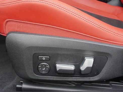 Used 2024 BMW M4 xDrive Competition w/ Executive Package image 29