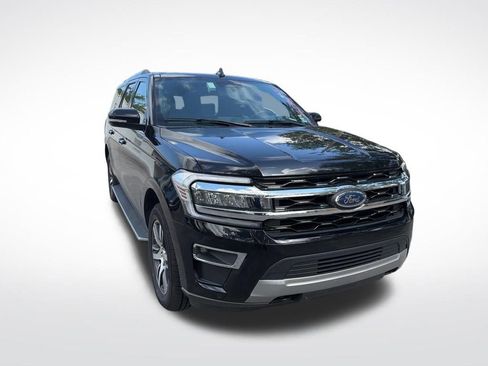 Used 2023 Ford Expedition Max Limited AWD/4WD image 2