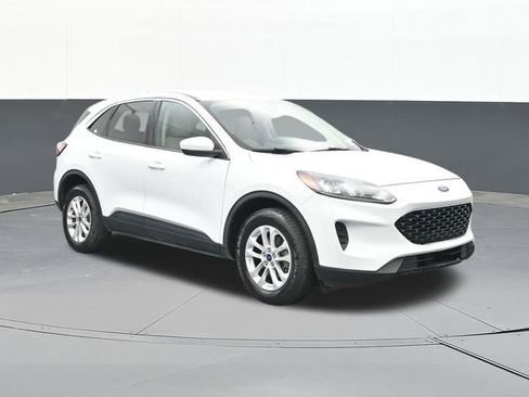 Used 2020 Ford Escape SE image 20