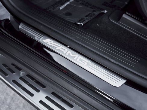 Used 2025 Mercedes-Benz GLS 63 AMG 4MATIC image 36