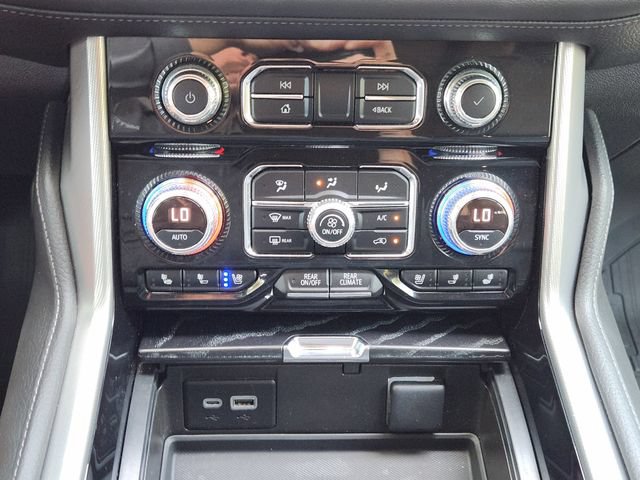 Used 2023 GMC Yukon Denali w/ LPO, Floor Liner Package AWD/4WD image 19