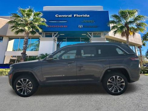 New 2025 Jeep Grand Cherokee Overland w/ Adv Protech Group III AWD/4WD image 8