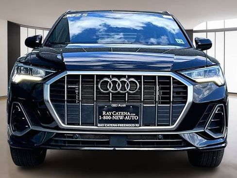 Used 2025 Audi Q3 2.0T Premium w/ Convenience Package image 2