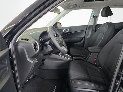 New 2026 Hyundai Venue SEL FWD image 17