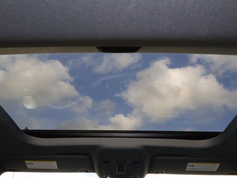 Used 2023 Audi A3 2.0T Premium image 12