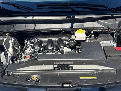 Used 2025 Nissan Pathfinder Platinum AWD/4WD image 12