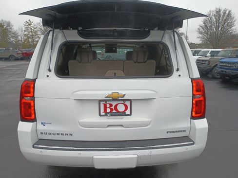 Used 2019 Chevrolet Suburban Premier image 10