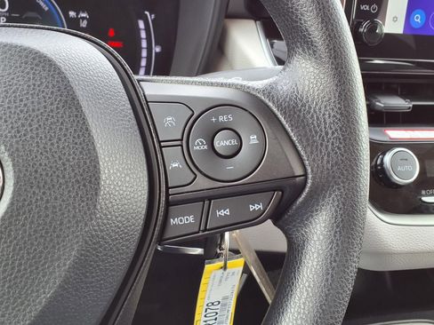 Certified 2026 Toyota Corolla LE FWD image 24