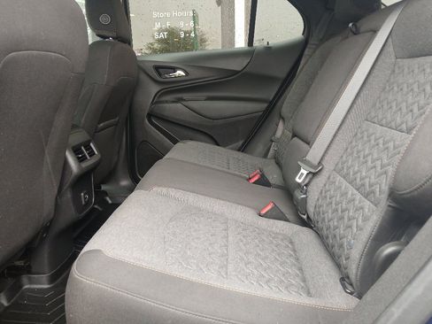 Used 2023 Chevrolet Equinox LT AWD/4WD image 12