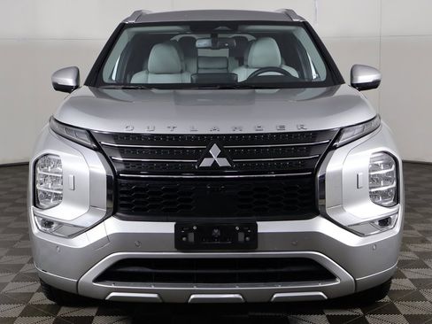 Used 2023 Mitsubishi Outlander SEL image 13