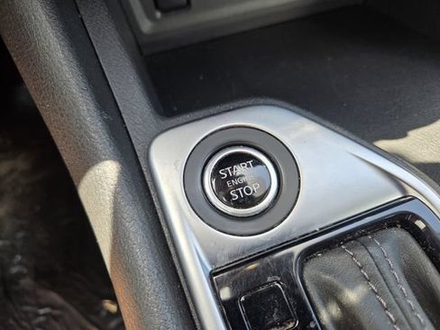 Used 2024 Nissan Sentra SV FWD image 27