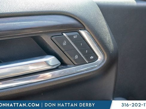 Used 2025 GMC Sierra 1500 SLT AWD/4WD image 16