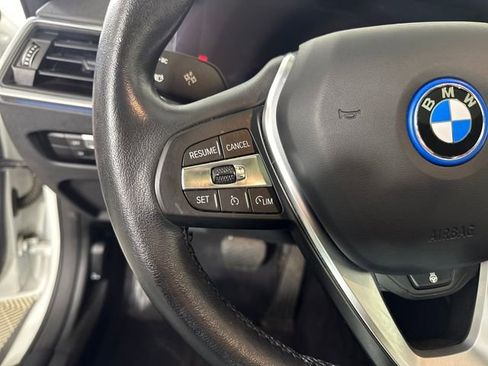 Used 2023 BMW i4 eDrive35 w/ Premium Package image 15