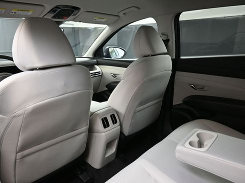 New 2026 Hyundai Tucson SEL image 18
