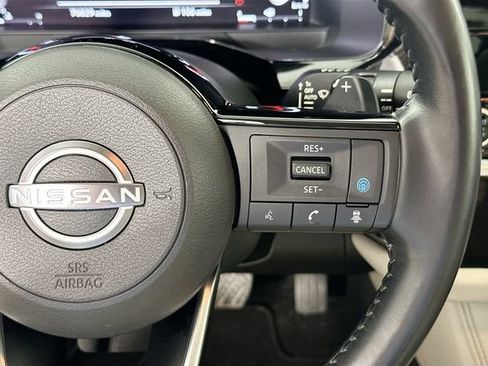 Used 2022 Nissan Pathfinder Platinum w/ Cargo Package AWD/4WD image 33