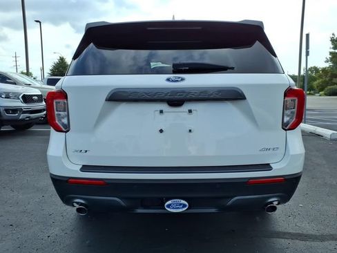Certified 2023 Ford Explorer XLT w/ Equipment Group 202A AWD/4WD image 5