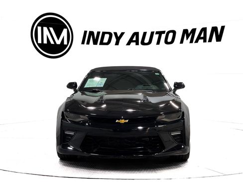 Used 2018 Chevrolet Camaro SS RWD image 9