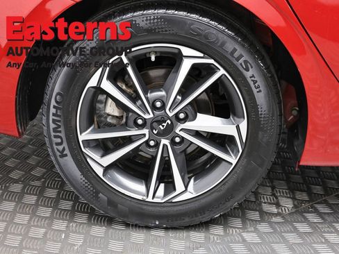 Used 2024 Kia Forte LXS FWD image 29