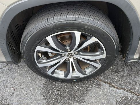Certified 2022 Lexus RX 350 FWD w/ Premium Package image 39