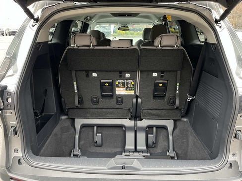 New 2026 Toyota Sienna LE image 19