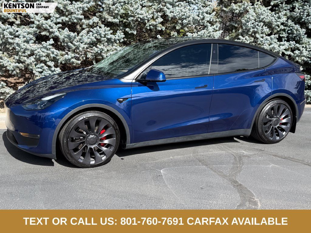Used 2024 Tesla Model Y Performance AWD/4WD image 1