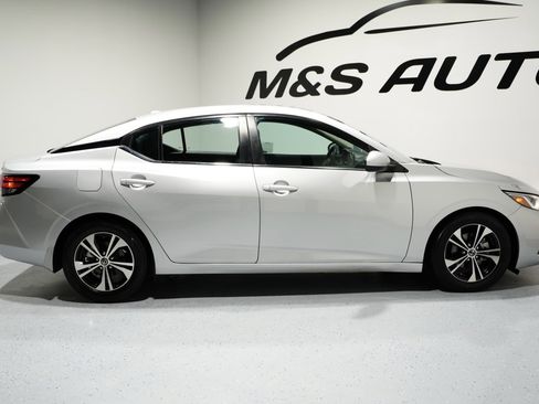 Used 2021 Nissan Sentra SV image 6