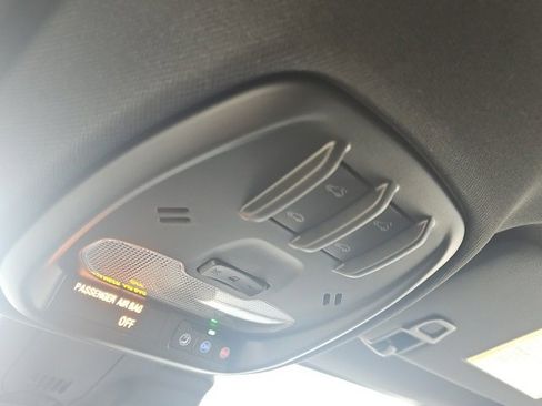 Used 2025 Buick Envista Sport Touring w/ Convenience I Package image 29