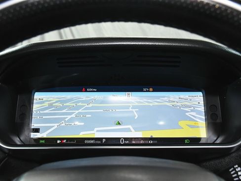 Used 2022 Land Rover Range Rover Sport HSE Silver Edition image 37