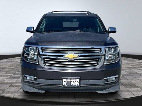 Used 2017 Chevrolet Suburban Premier AWD/4WD image 28