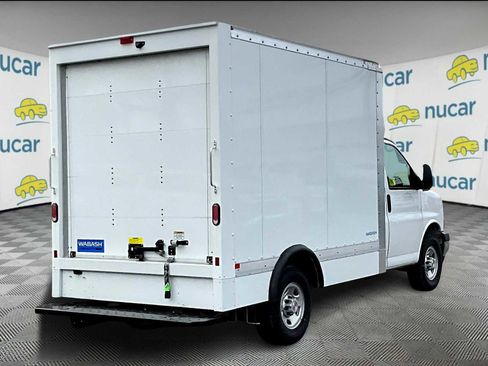 New 2024 Chevrolet Express 3500 w/ Power Convenience Package image 7