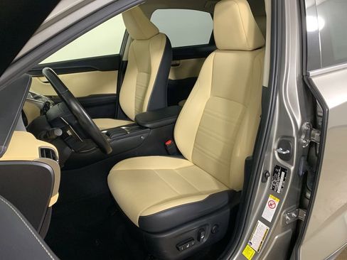 Used 2019 Lexus NX 300h AWD w/ Comfort Package image 28