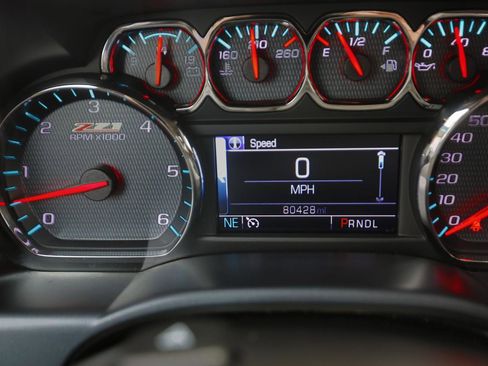 Used 2018 Chevrolet Silverado 1500 LT w/ All Star Edition image 7