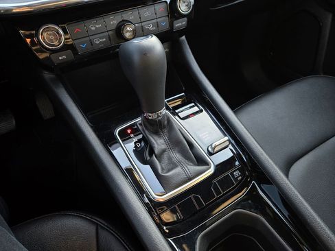 Used 2024 Jeep Compass Limited image 24