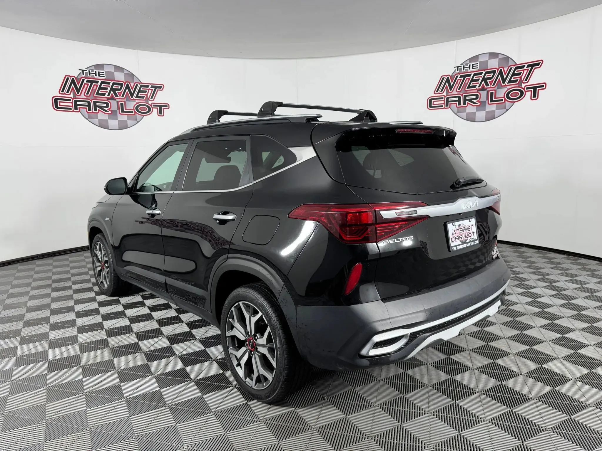 Used 2022 Kia Seltos SX w/ Sunroof Package AWD/4WD image 5