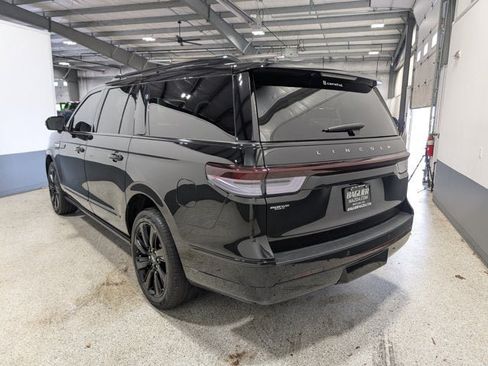 Used 2024 Lincoln Navigator L Reserve w/ Equipment Group 201A AWD/4WD image 5